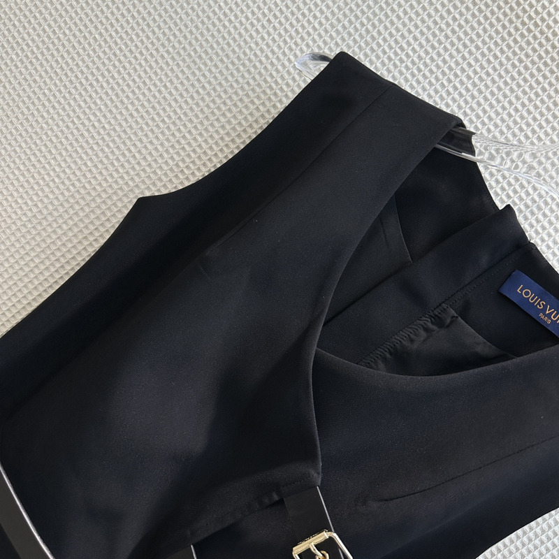 l**is V*t*n tripp nyc women dress black