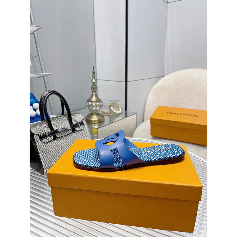 l**is V*t*n isola flat mule slipper bule