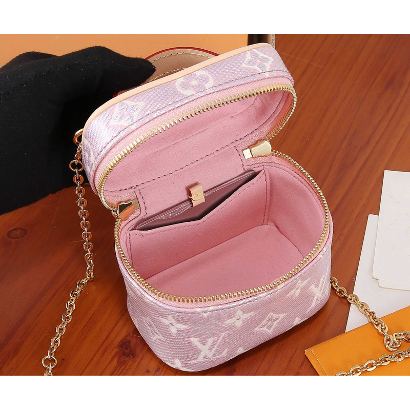 l**is V*t*n micro vanity bag wisteria