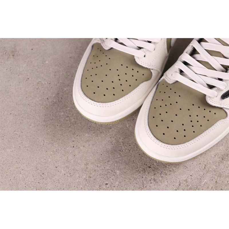 Nike Travis Scott x Air Jordan Low Golf Sneaker