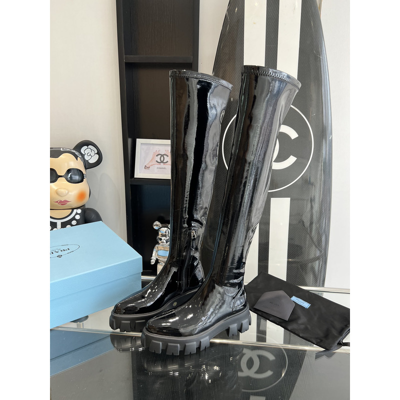 Pra*a women monolith pointy technical patent leather boots black