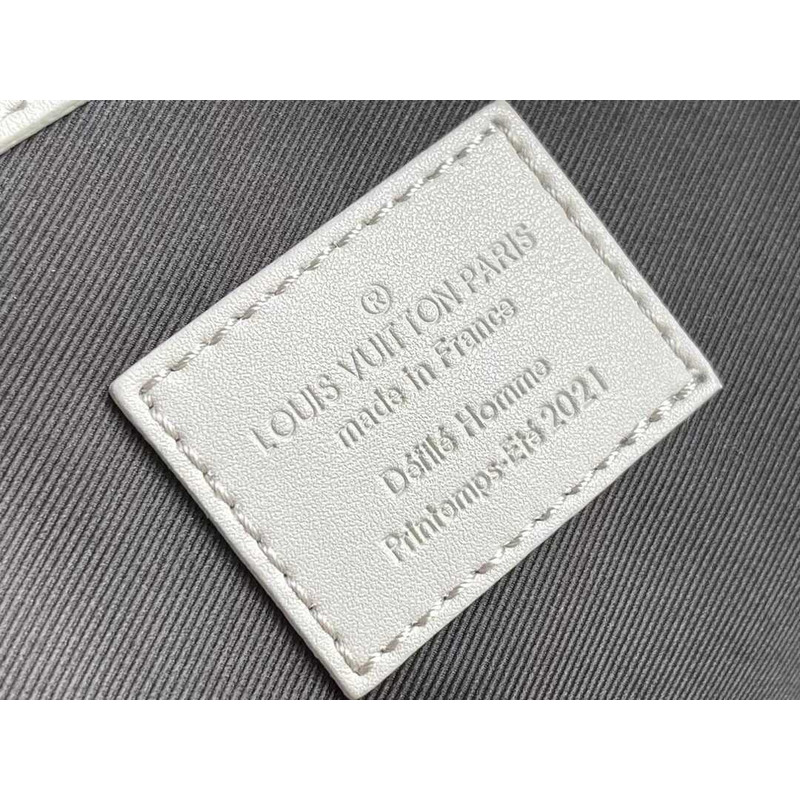 l**is V*t*n keepall bandoulière 50 embossed taurillon monogram cowhide leather bag watercolor