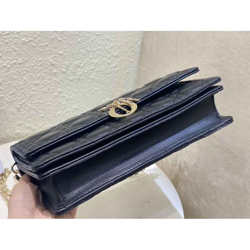 D*or miss D*or top handle handbag cannage sheepskin black