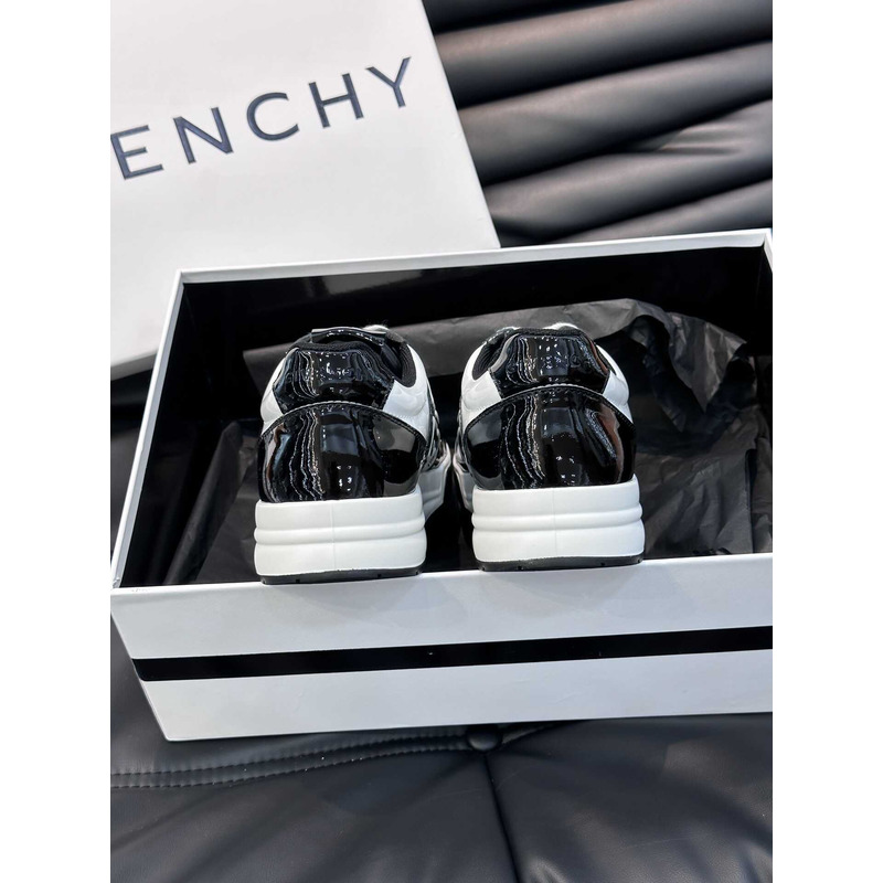 Givenchy G4 Low Top Sneakers White And Black