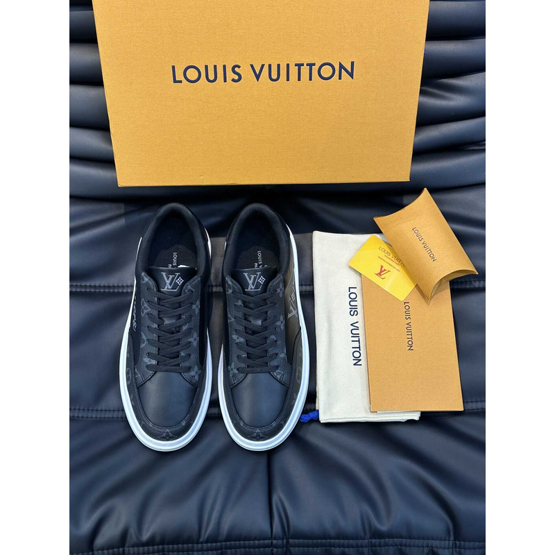 l**is V*t*n sneaker low black