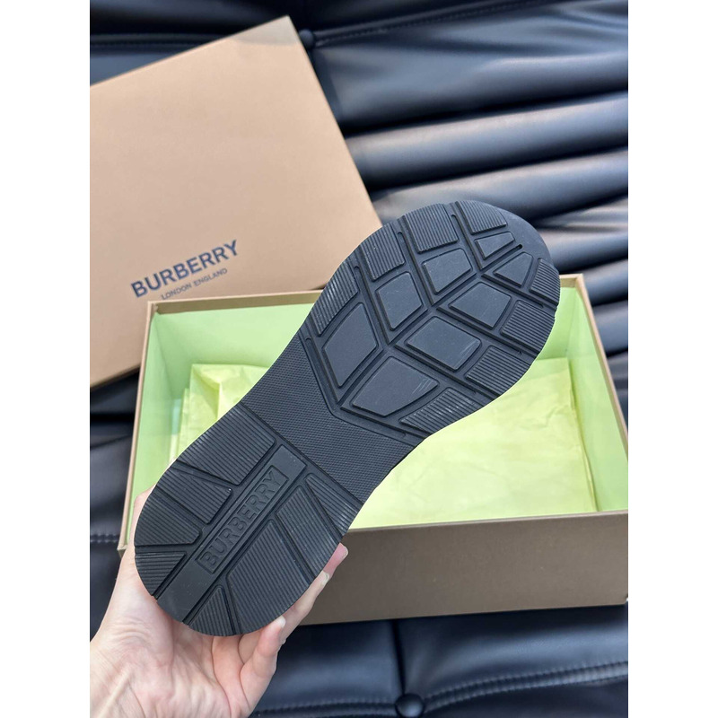 B**rry mens black sean check-print suede low-top sneaker black and gray