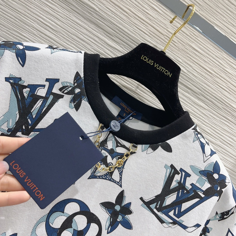 l**is V*t*n monogram cotton t-shirt white