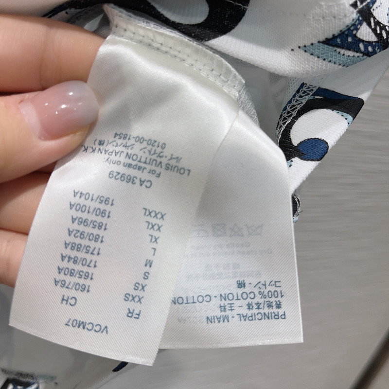 l**is V*t*n monogram cotton t-shirt white