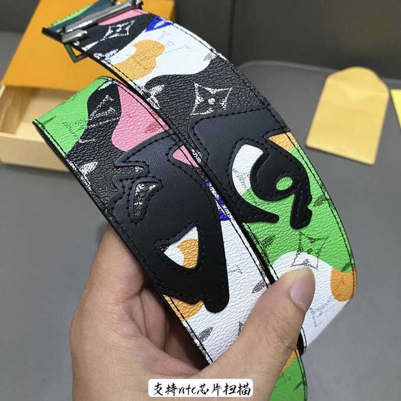 l**is V*t*n initiales 40mm reversible belt