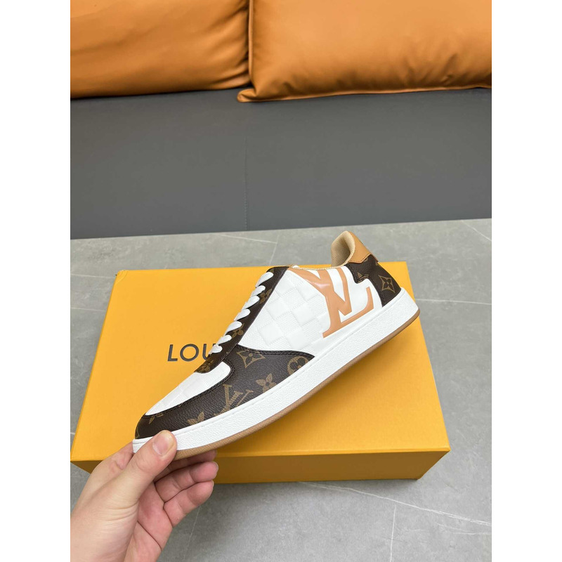 l**is V*t*n rivoli sneakers calfskin white and brown