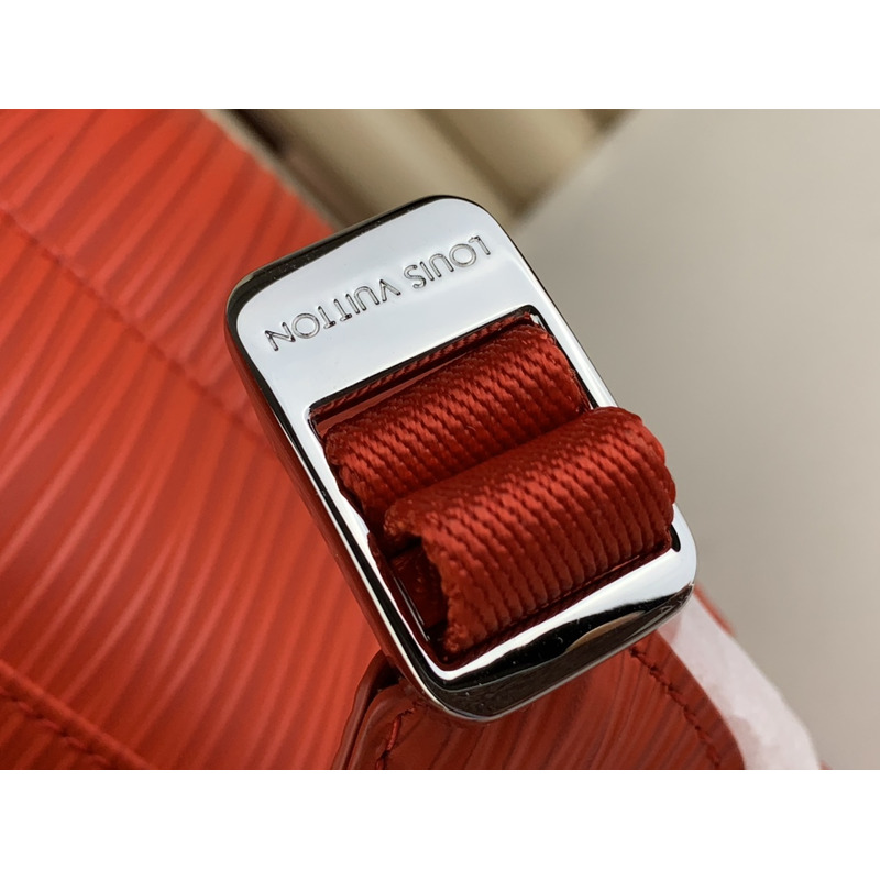 l**is V*t*n christopher medium backpack epi xl leather red