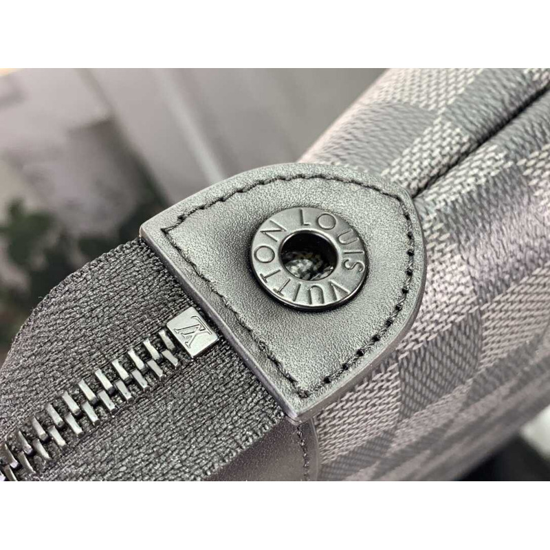 l**is V*t*n pouch damier graphite canvas black