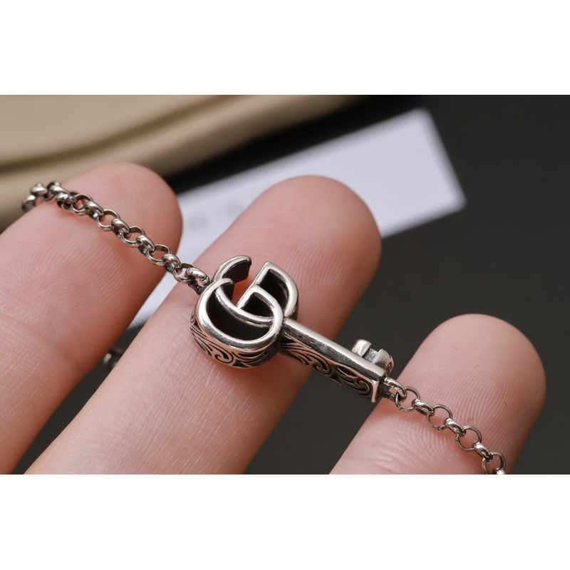 G*u*i double g key bracelet silver