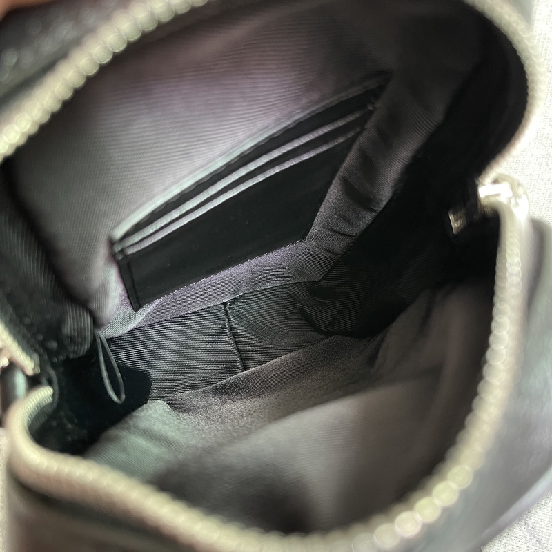 G*u*i blondie mini bag black