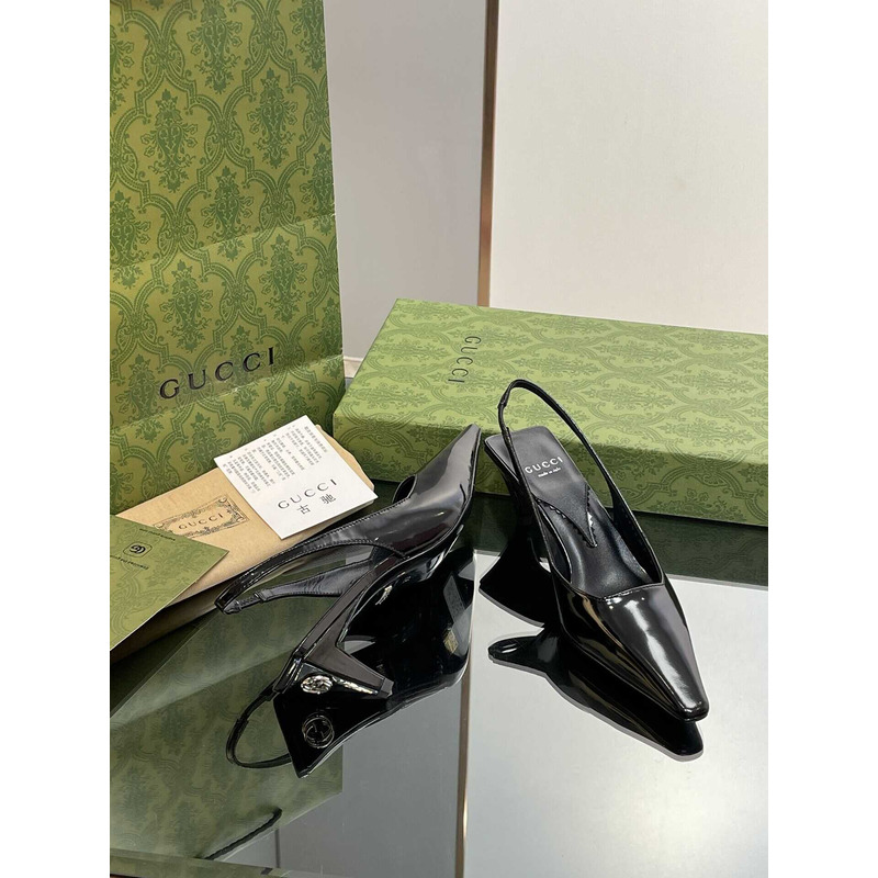 G*u*i ladies back lace up pumps leather black