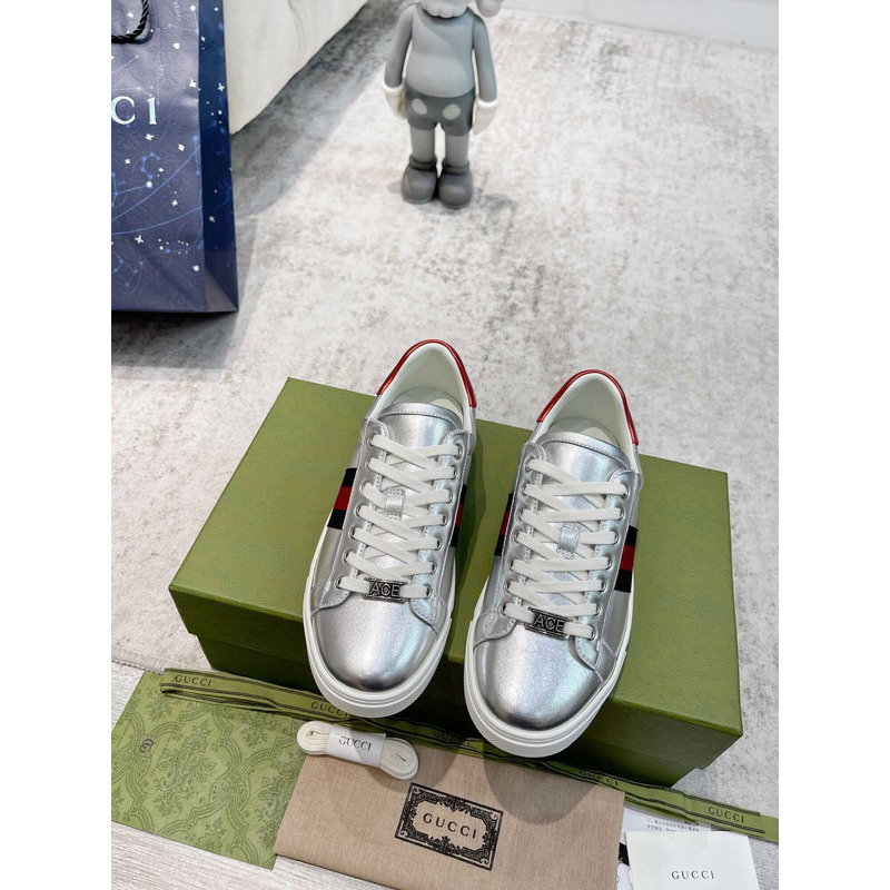 G*u*i ace sneaker with black and red web silver