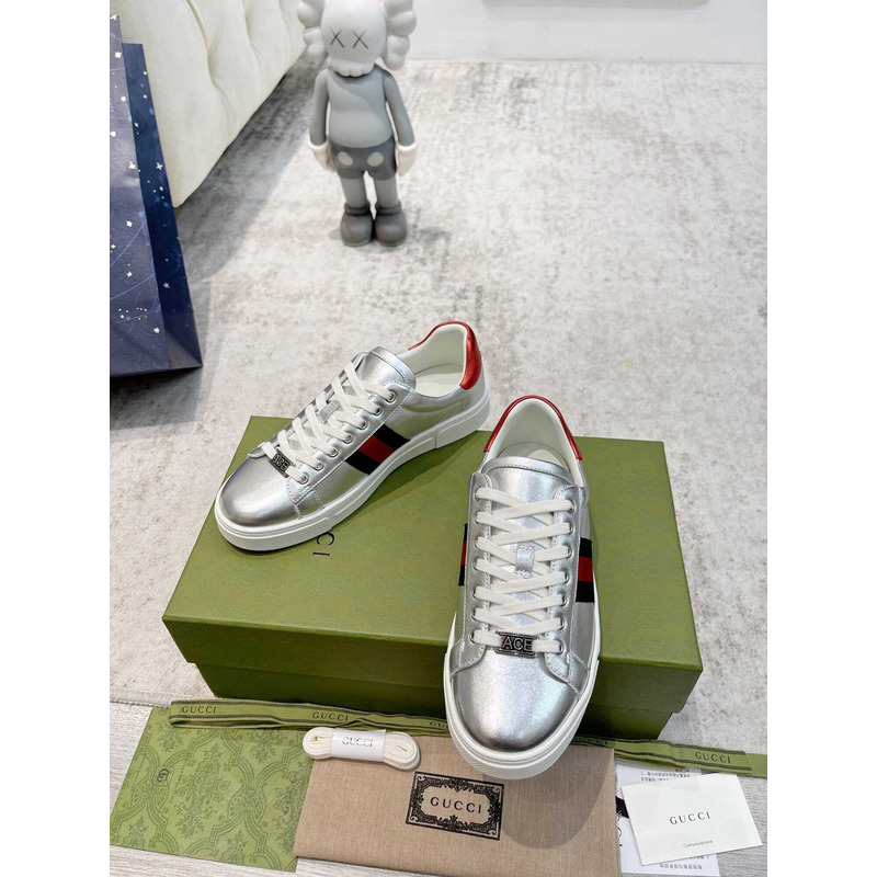 G*u*i ace sneaker with black and red web silver