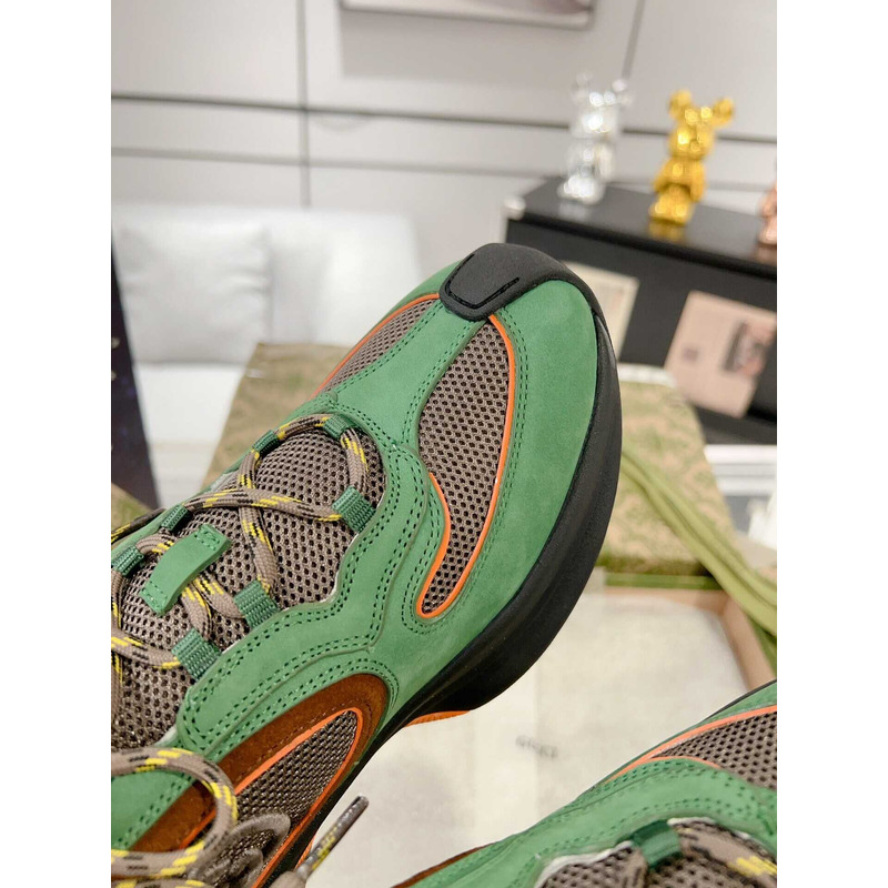 G*u*i run herrensneakers grünes