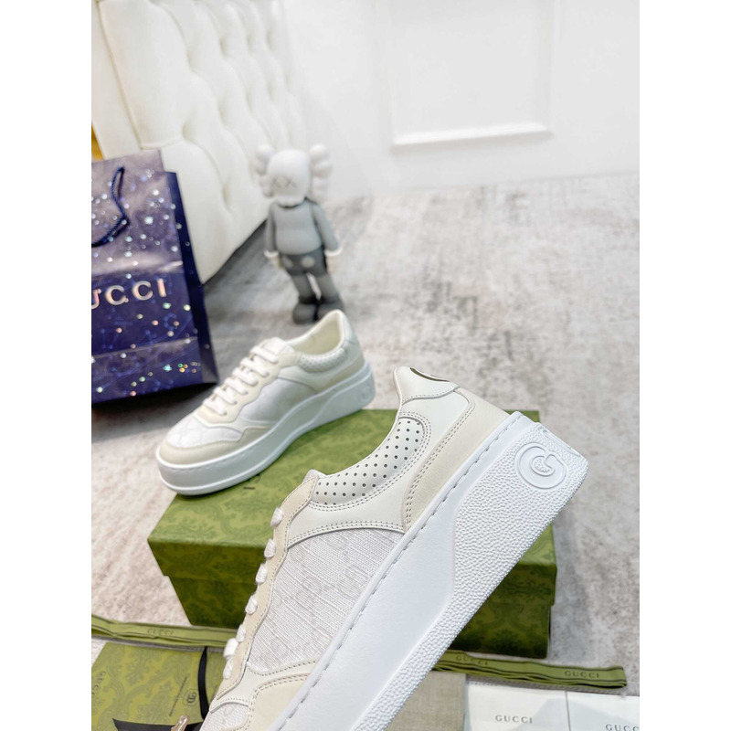 g*u*i damensneaker mit gg weißer und grauer gg S*p*e-canvas