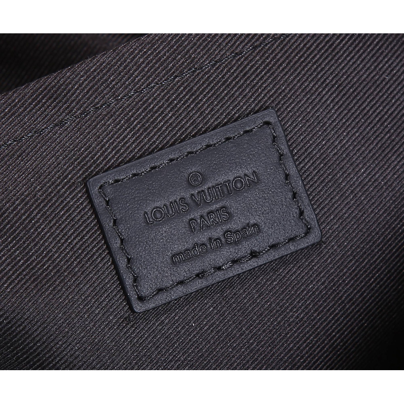 l**is V*t*n steamer messenger monogram eclipse coated canvas black