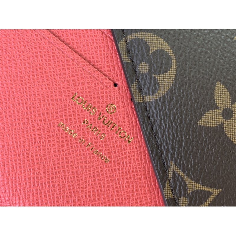 l**is V*t*n félicie pochette dragon fruit pink