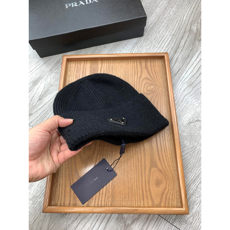 Pra*a logo rib knitted pullover hat black