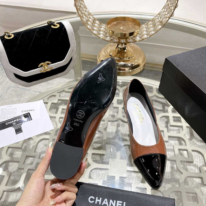 Ch*el flats brown and black