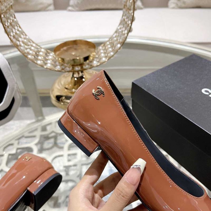 Ch*el flats brown and black