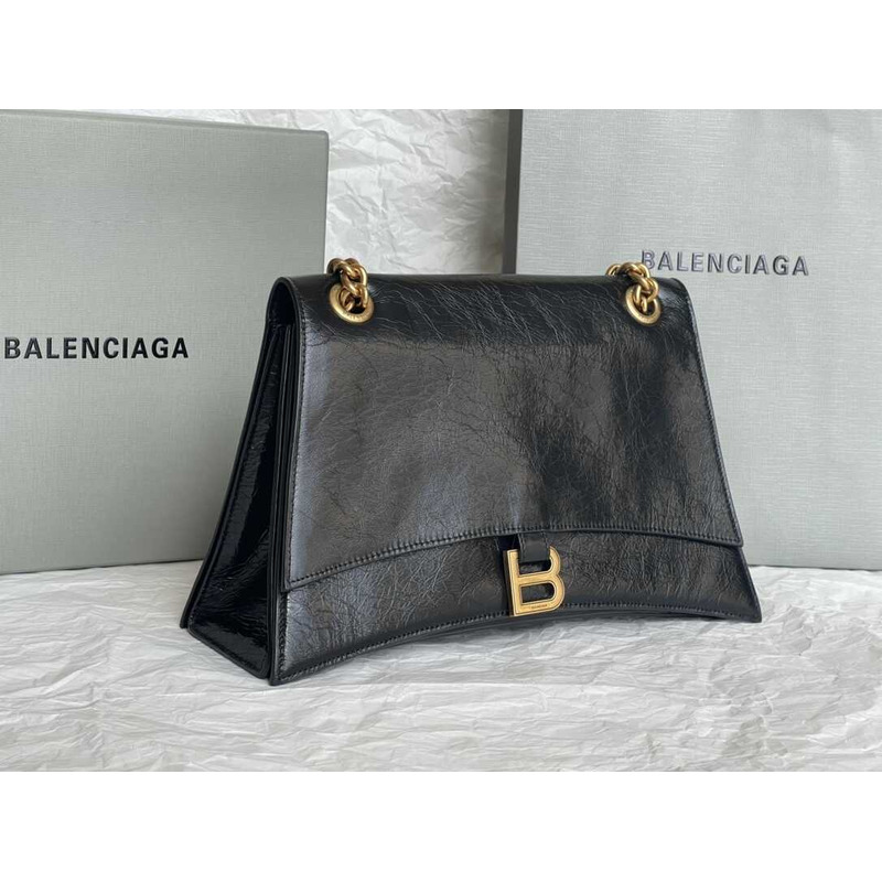 Ba*len*cia*ga women\