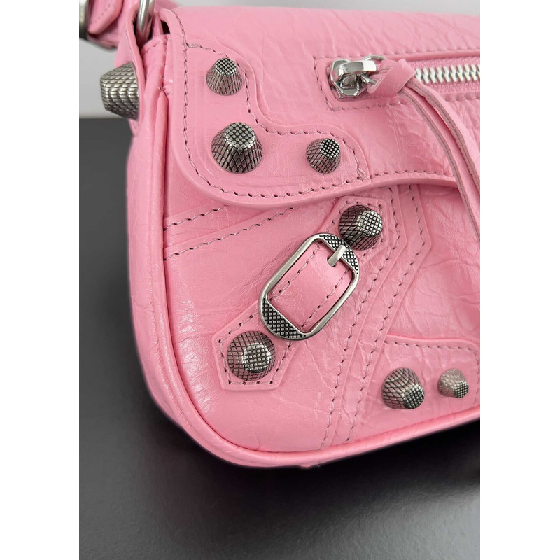 Ba*len*cia*ga women\