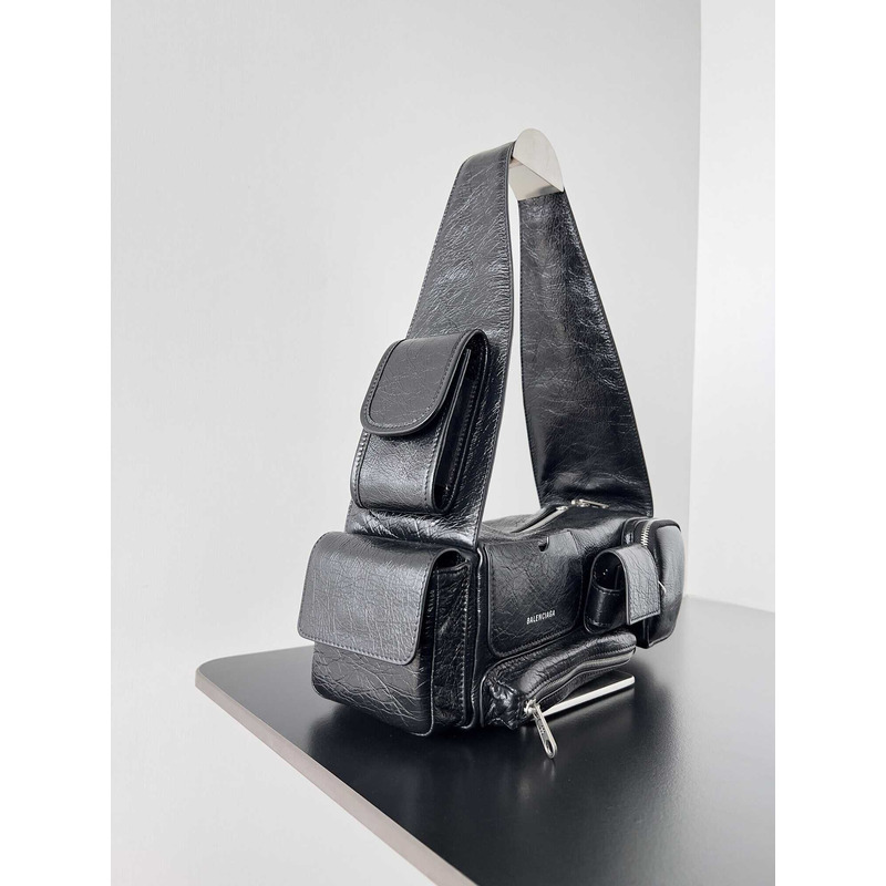 ba*len*cia*ga women\