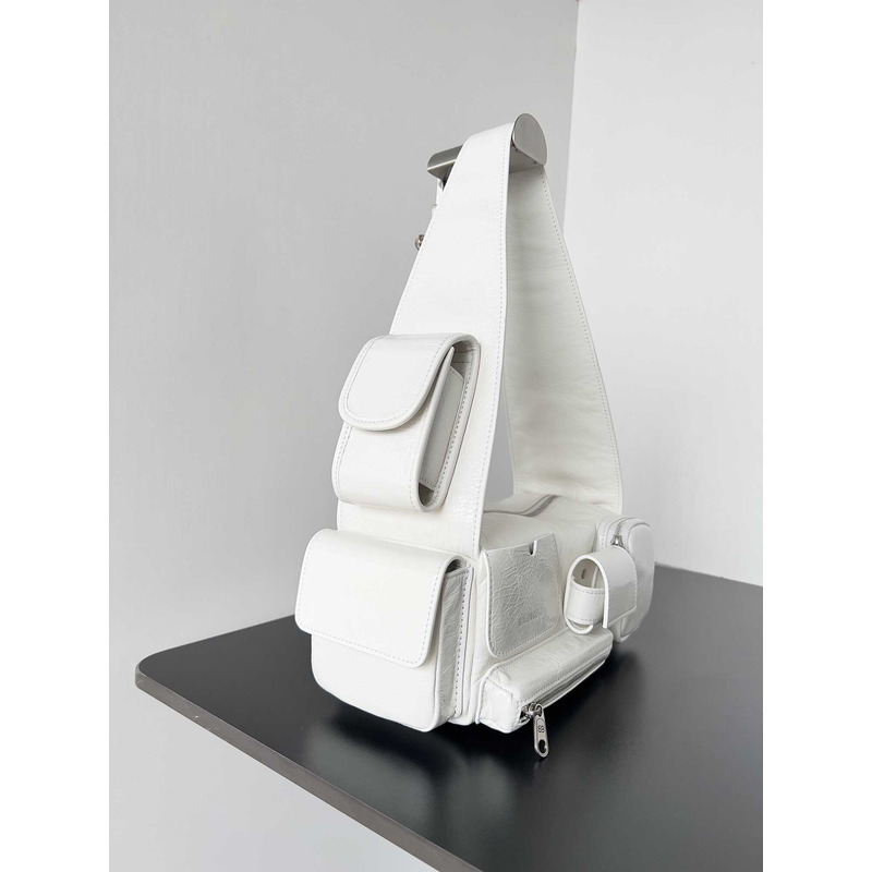 ba*len*cia*ga women\