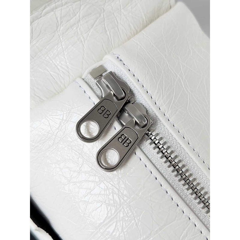 ba*len*cia*ga women\