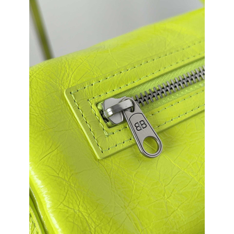 ba*len*cia*ga women\