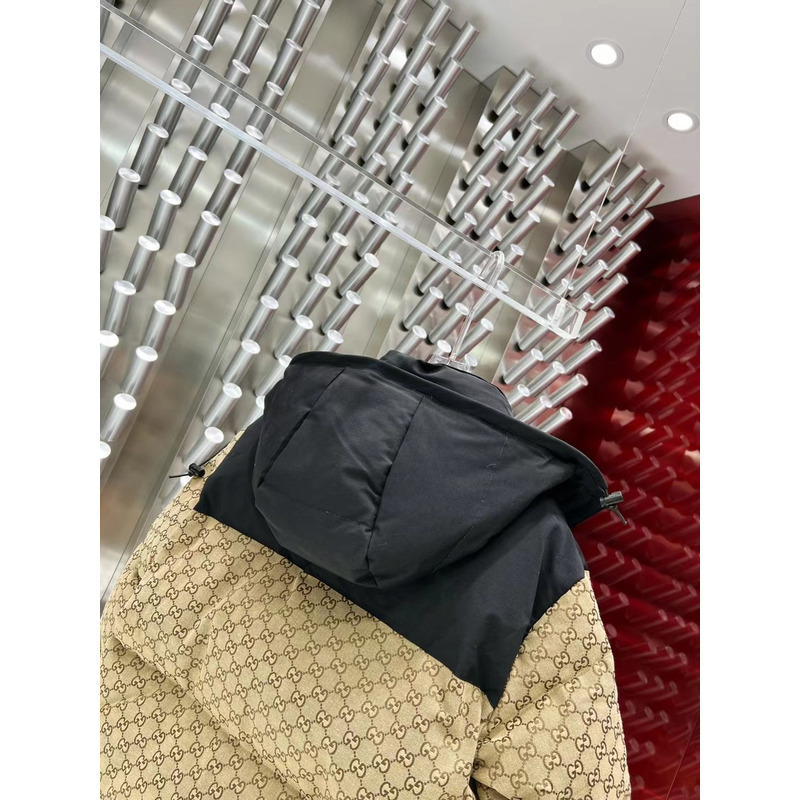 g*u*i x the n0*h F**e puffer jacket