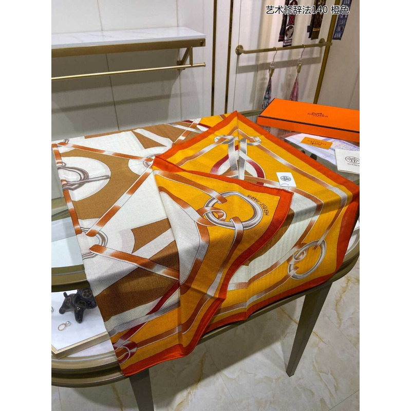 H**mes figure artistique scarf 140 orange / miel / camel