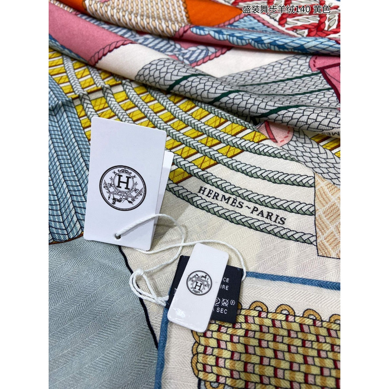 H**mes dressage tressage shawl 140 rose / vert amande / naturel