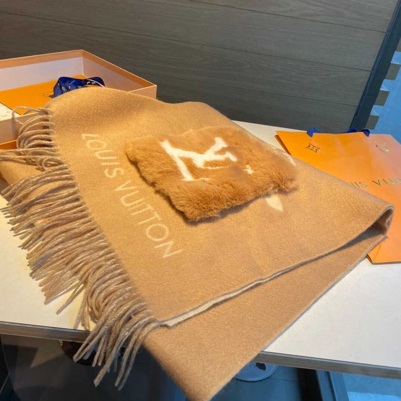 l**is V*t*n cotton scarf brown