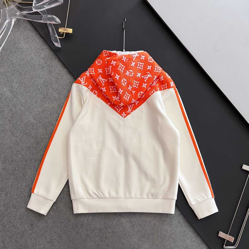 l**is V*t*n hoodie and pants orange