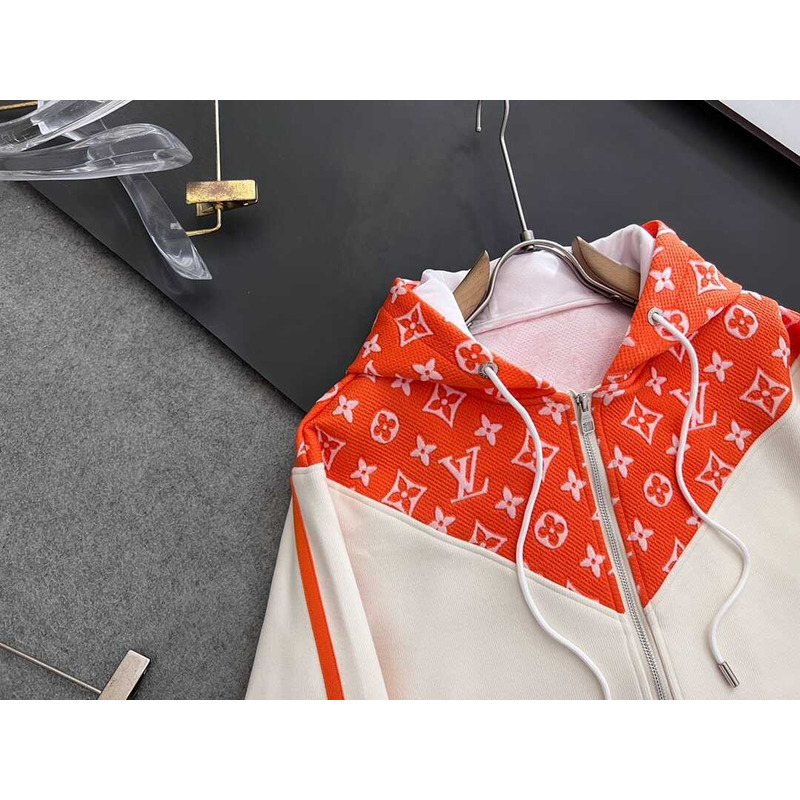 l**is V*t*n hoodie and pants orange