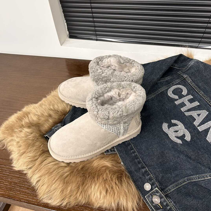 UGG Short Boots Grey