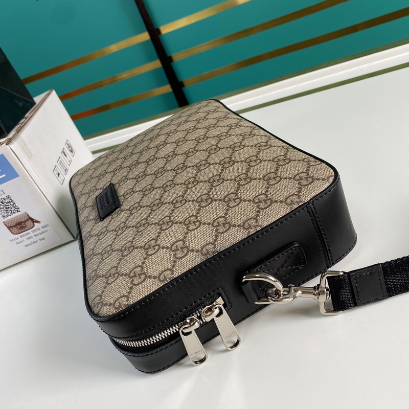 g*u*i gg S*p*e clutch brown