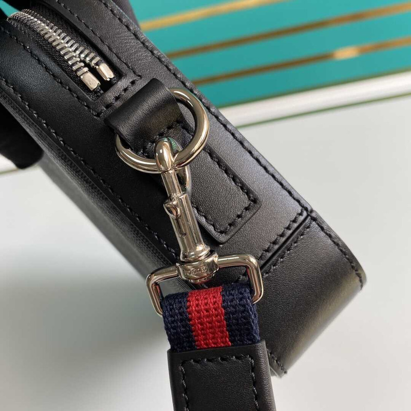 g*u*i gg S*p*e clutch grey