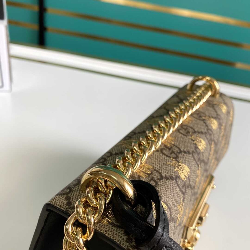 G*u*i padlock medium gg bee shoulder bag beige