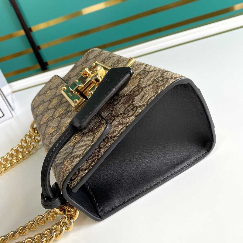 G*u*i padlock medium gg bee shoulder bag beige