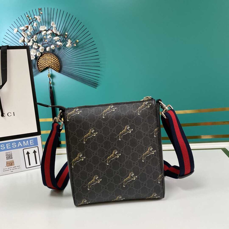 G*u*i gg small messenger bag tiger black