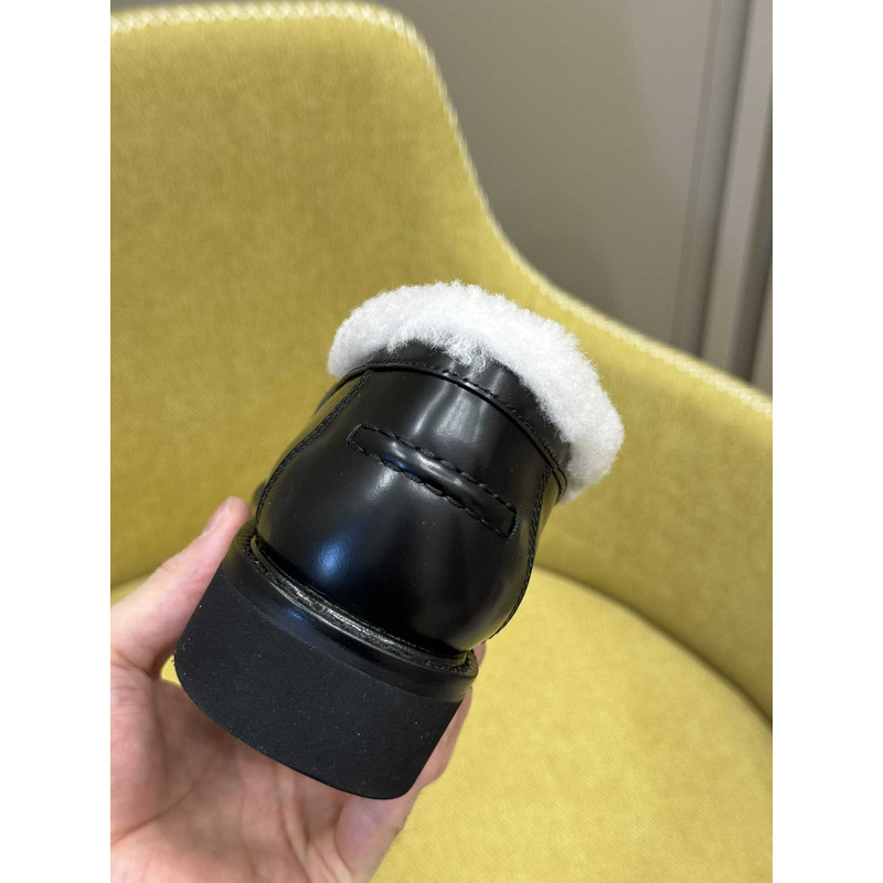 ch**an D*or boy loafer black calfskin and white shearling