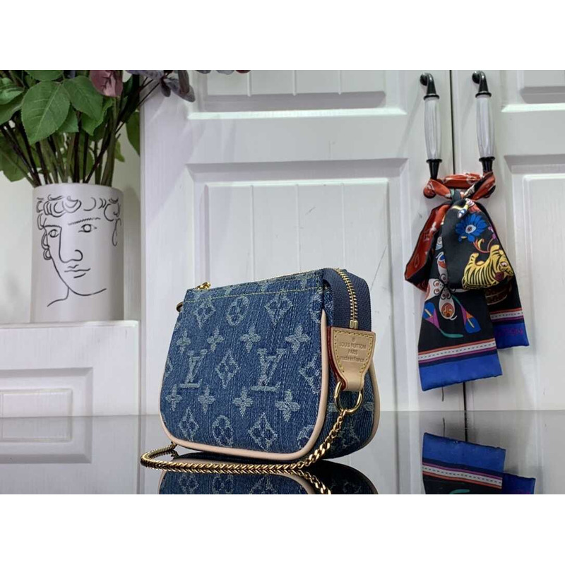 l**is V*t*n mini pochette chain bag denim blue