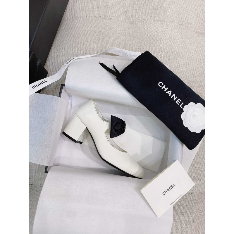 Ch*el mary jane calf patent leather and grosgrain black and white