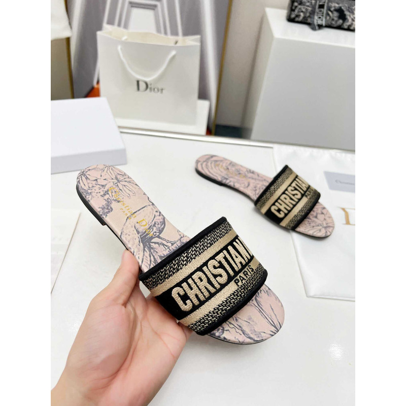 D*or dway slide multicolor embroidered cotton pink